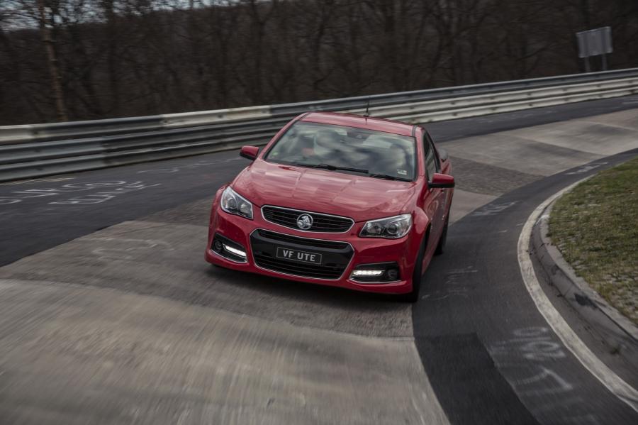  Holden VF SS Redline Ute At The Nurburgring 2013 года  (фото 17 из 19)